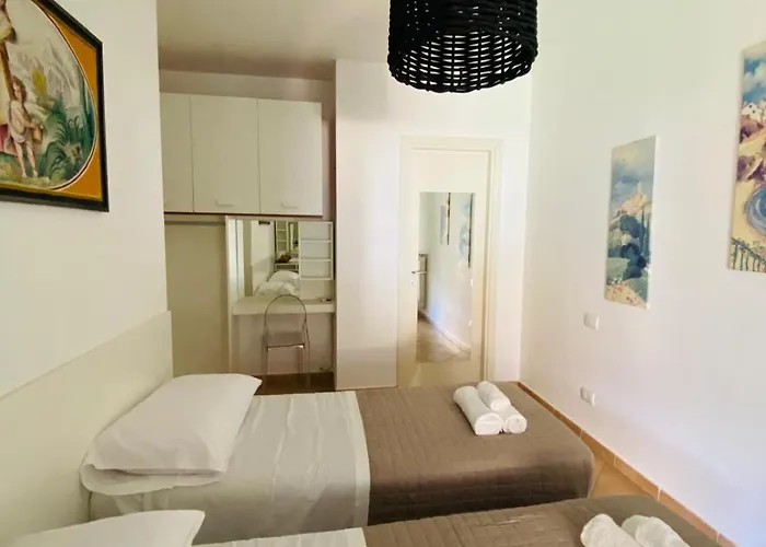 Un Passo Dal * カスティリオーネ・デル・ラーゴ